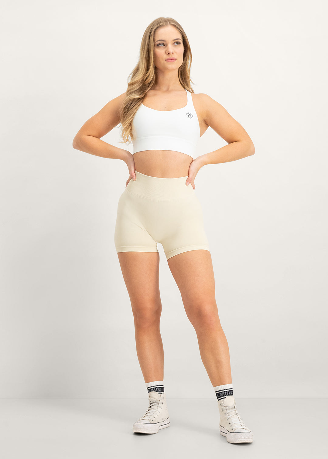 Fusion - Scrunch Seamless Shorts Sand Dune